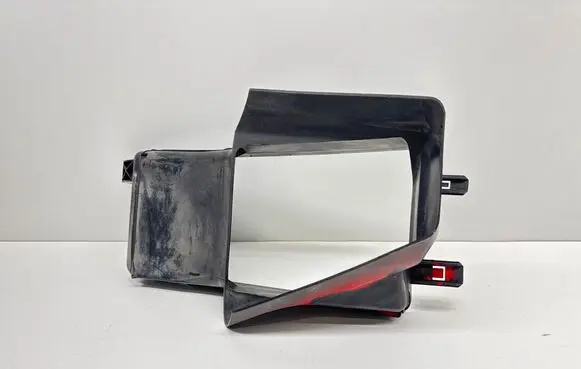 Ford Focus Intercooler air channel guide BM518121AE BM518121A BM518121