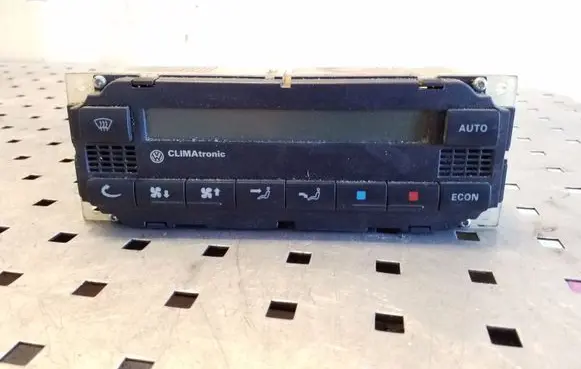 Volkswagen PASSAT B5 Climate control unit 3B1907044B