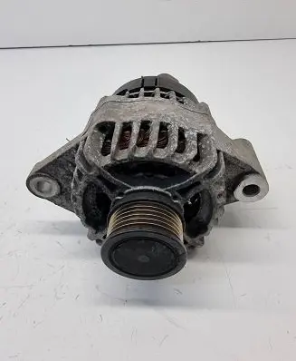 Alfa Romeo Giulietta Generator/alternator 51884886 C758161111