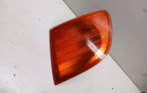 Mercedes-Benz Vito Viano W638 Front indicator light 6R01489