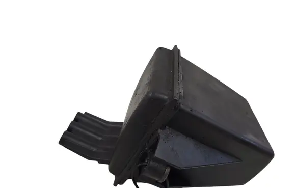Vacuum air tank