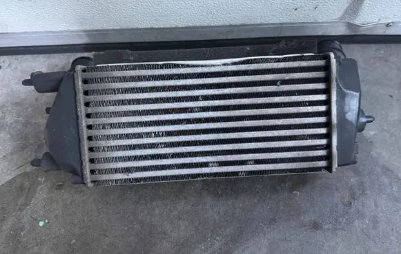 Ford Ecosport Intercooler radiator C1B1-9L440-AC