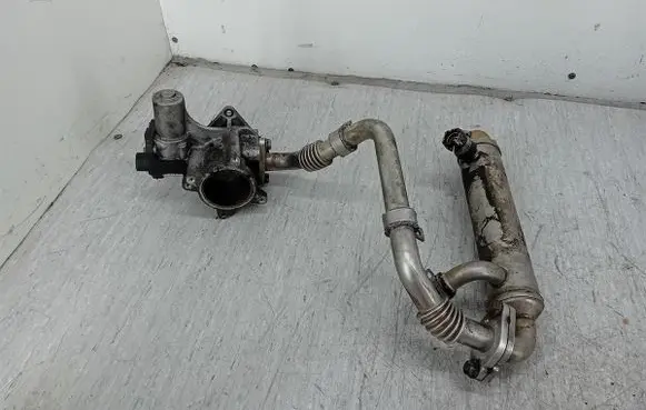 Volkswagen Crafter EGR valve 076131512F