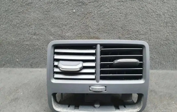Audi A4 S4 B9 Rear air vent grill 8W0819203B 8W0819203B09S