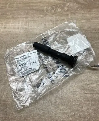 High voltage ignition coil