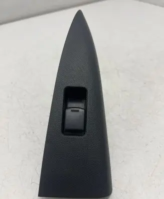 Nissan Note (E11) Electric window control switch 25411ED008