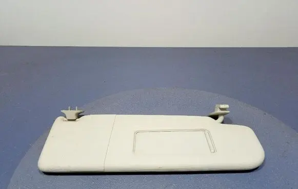 Sun visor