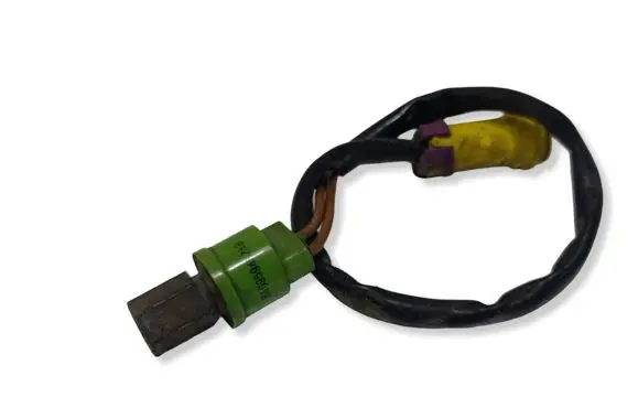 Audi A6 S6 C4 4A Air conditioning (A/C) pressure sensor 8A0959482AB