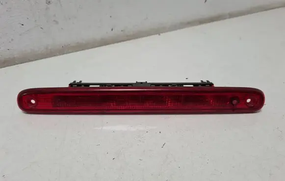 Peugeot 107 Third/center stoplight 3834 611066