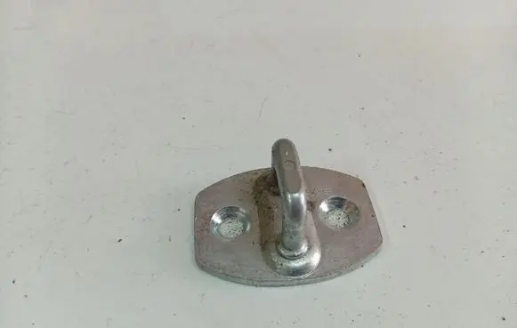 Toyota Auris 150 Front door lock loop/hook striker