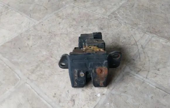 KIA Ceed Tailgate/trunk/boot lock/catch/latch