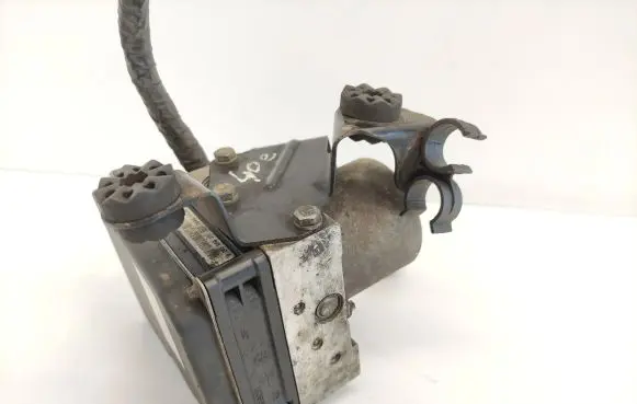 BMW X5 E53 ABS Pump 3451676868601 3452676868801