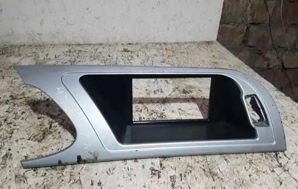 Audi A4 S4 B8 8K Panel trim 8K1857186