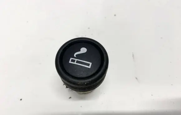 Mercedes-Benz Vito Viano W639 Cigarette lighter 