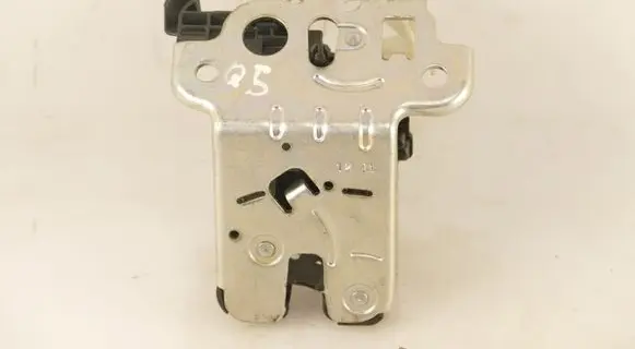 Audi Q5 SQ5 Tailgate/trunk/boot lock/catch/latch 8R0827505