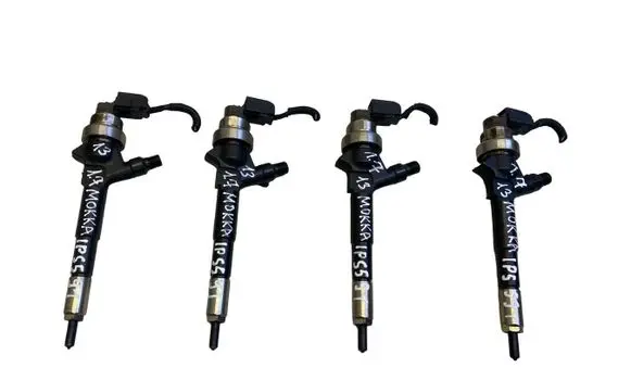 Opel Mokka Fuel injectors set 55567729