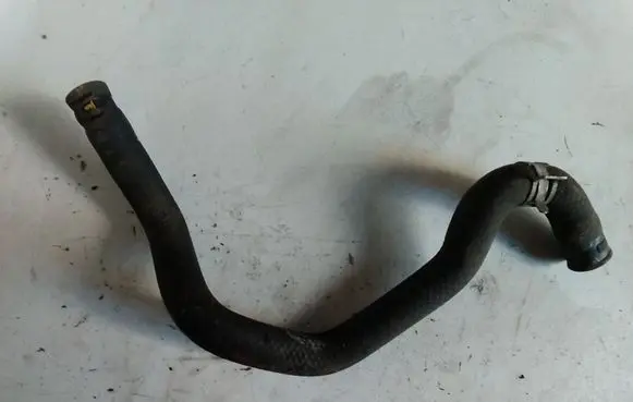 Mazda 3 I Engine coolant pipe/hose