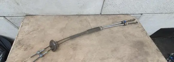 Peugeot RCZ Gear shift cable linkage 119174242