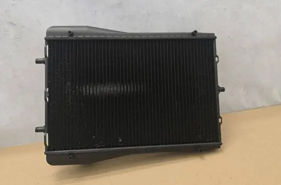 Porsche 911 996 Coolant radiator 99610613270 01910342000