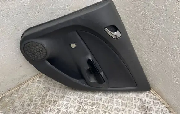 Opel Corsa D Rear door card panel trim p0112462