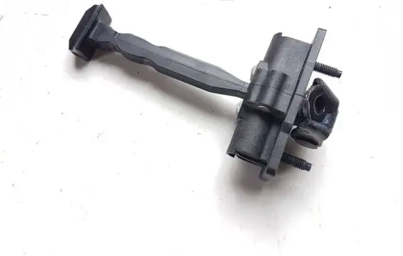 Peugeot 2008 II Rear door check strap stopper