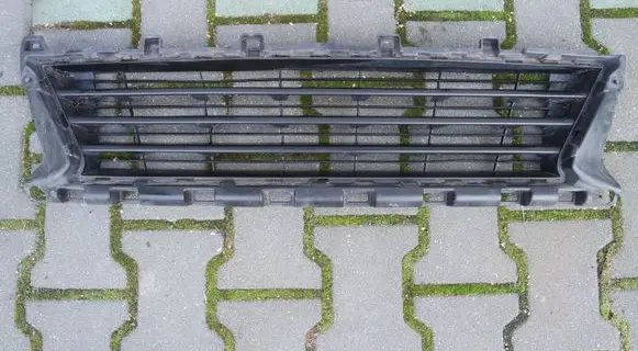 Peugeot 308 Front bumper lower grill 99894483 53202 AA38268314
