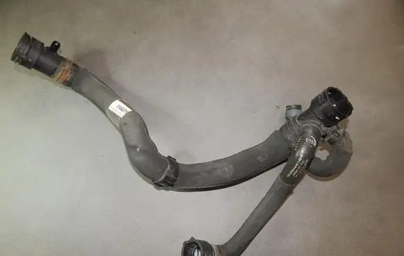 Audi A5 8T 8F Engine coolant pipe/hose 8K0121049AF