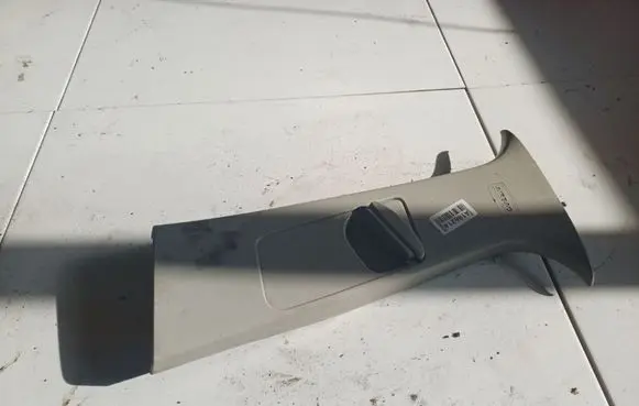 Ford C-MAX I (B) pillar trim (top) 3M51R24583A
