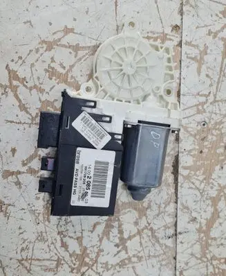 Citroen C8 Front door window regulator motor 991728205 1400208580