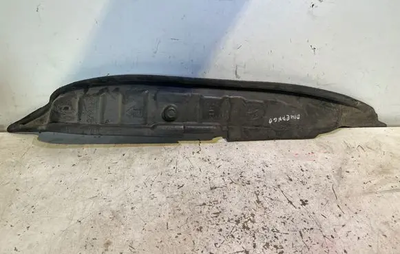 Dodge Durango III Fender foam support/seal 68084037A