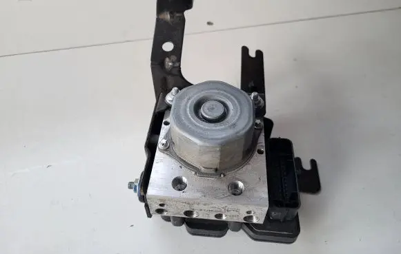 Renault Zoe ABS Pump 476609473R 0265244951