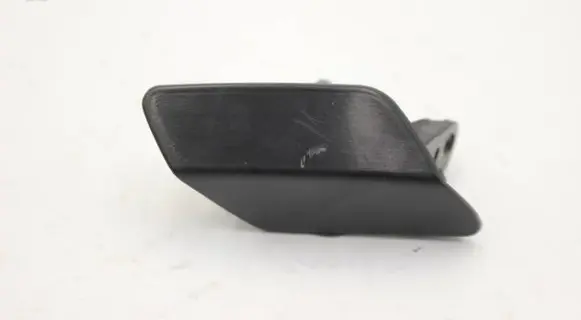 BMW 3 F30 F35 F31 Front tow hook cap/cover 5111805661