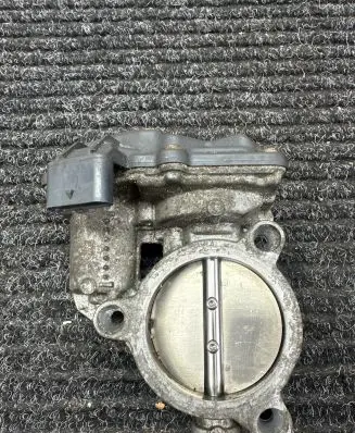 BMW M5 F90 Throttle valve 7619008 A2C15022400 1354