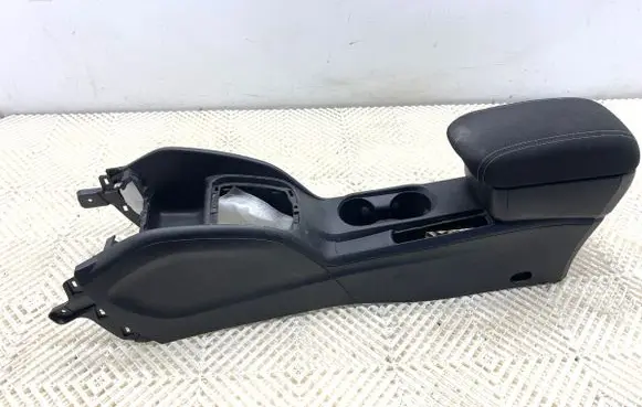 Fiat Tipo Center console 