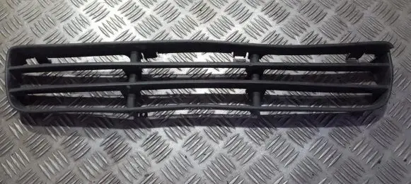 Volkswagen Bora Front bumper lower grill 1J5853677B