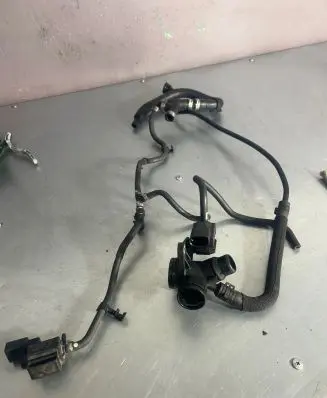 Volkswagen Polo Turbo solenoid valve 037906283c