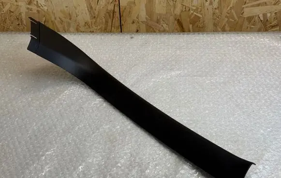 BMW X5 E53 Tailgate trim 8402617 51498402617