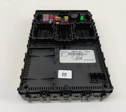 Ford Fiesta Fuse module JU5T15604EJH