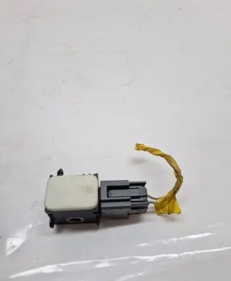 Hyundai Santa Fe Airbag deployment crash/impact sensor 959202B000 SA320080000 04070106