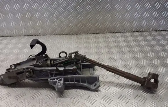 Volvo V50 Steering wheel axle 511361G