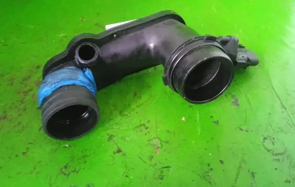 Mercedes-Benz A W168 Mass air flow meter