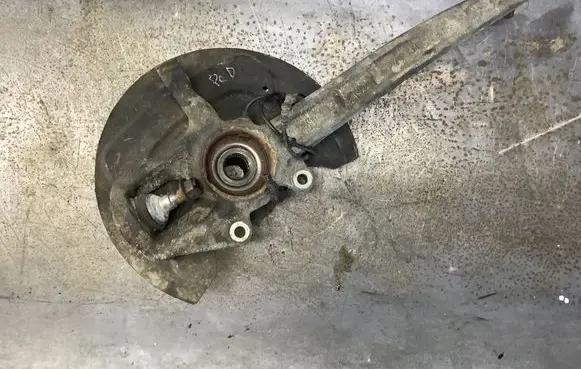 Mercedes-Benz GL X164 Front wheel hub spindle knuckle 06004101