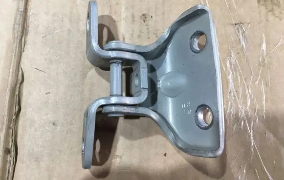 Hyundai i40 Front door lower hinge 