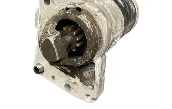 Peugeot 3008 I Starter motor M000T32272