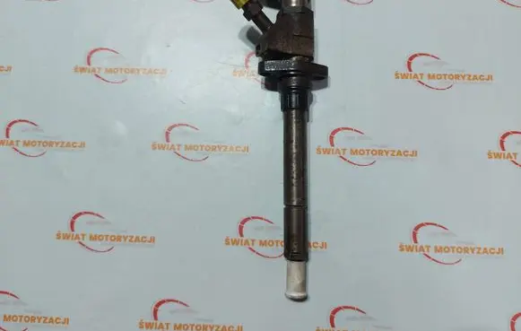 Volvo V70 Fuel injector 9657144580