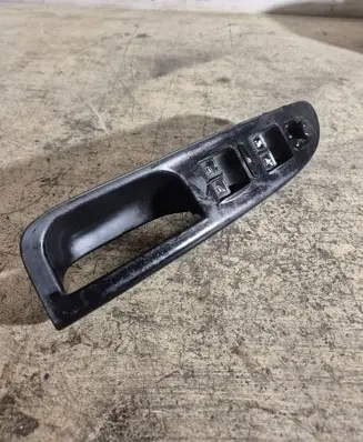 Volkswagen PASSAT B6 Electric window control switch 1K4959857 298506S 1K0959565F