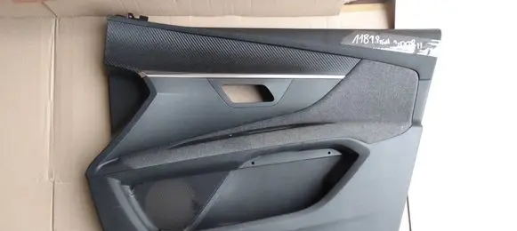 Peugeot 3008 II Front door card panel trim 
