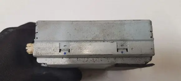 Opel Vectra C Aerial antenna amplifier 13111066 453116246 022671