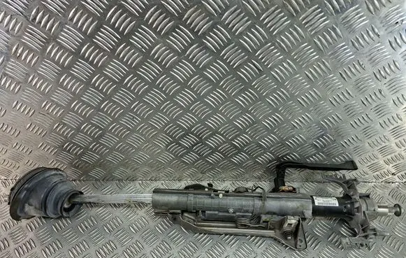 BMW 1 E81 E87 Steering wheel axle 6783606