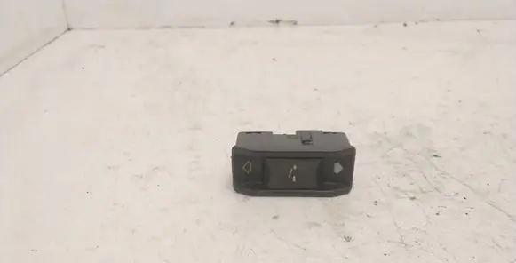 BMW 7 E38 Sunroof switch 03015000 6131 8352182